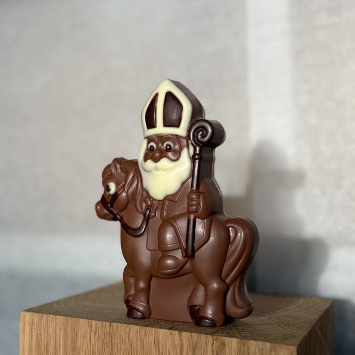 Sint op paard melk decoré 14cm